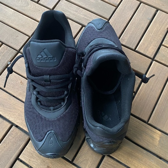 Black Adidas Megaride sneakers - Picture 3 of 13
